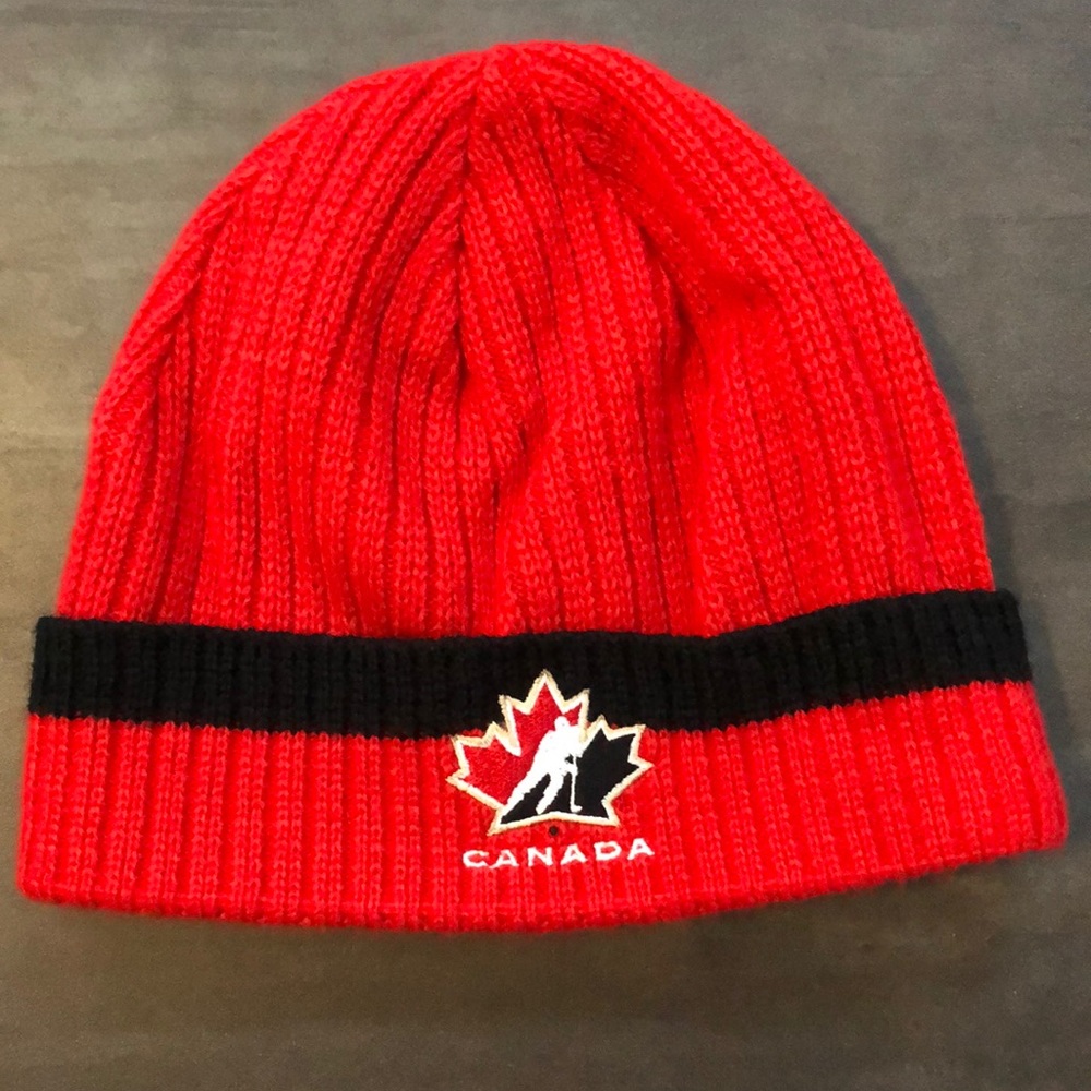 Team Canada Nike Tuque